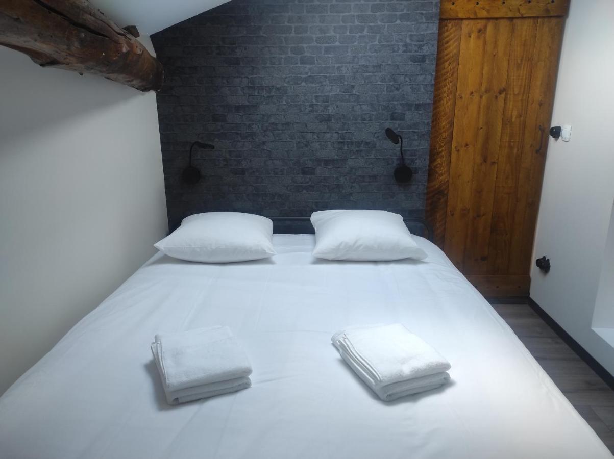 Apparts'Hotel La Ferme Du Gros Noyer Malaucene Bagian luar foto