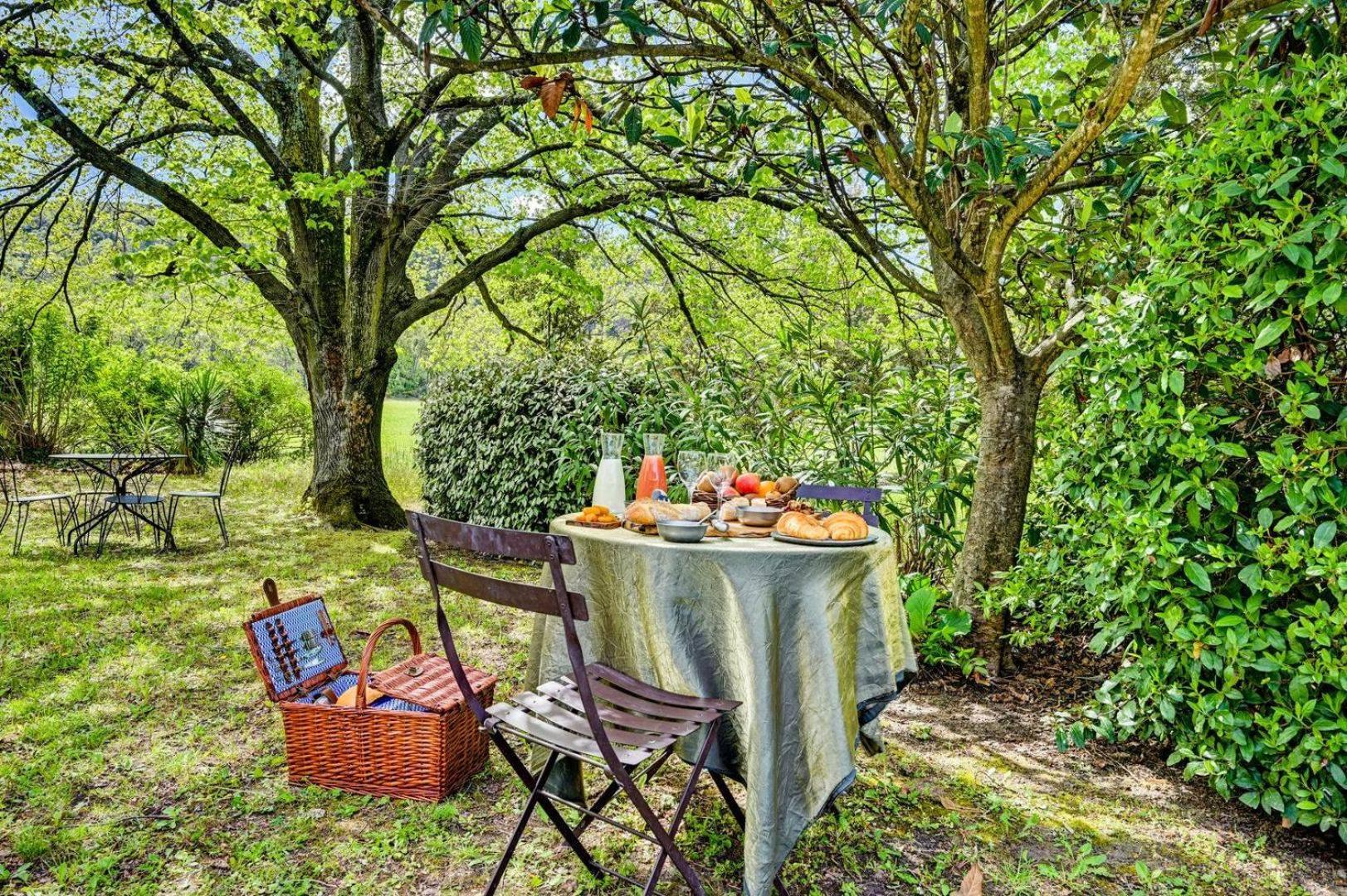 Apparts'Hotel La Ferme Du Gros Noyer Malaucene Bagian luar foto